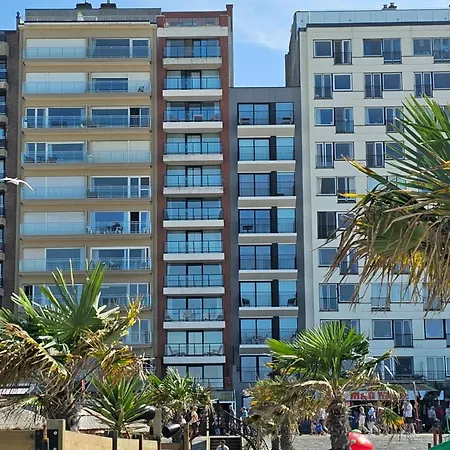 By North Sea With Ocean Views *